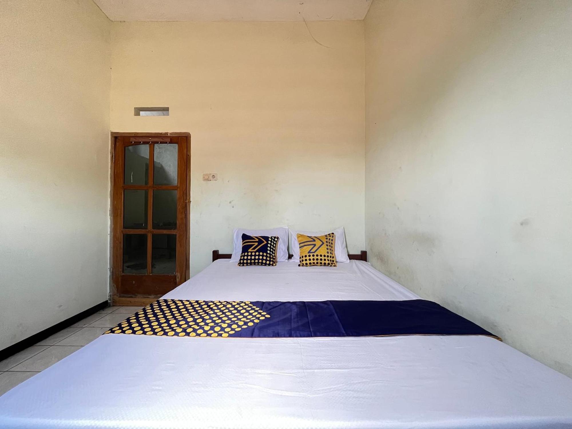 Spot On 93423 Kost Berkah Near Kebun Teh Wonosari Ξενοδοχείο Lawang Εξωτερικό φωτογραφία