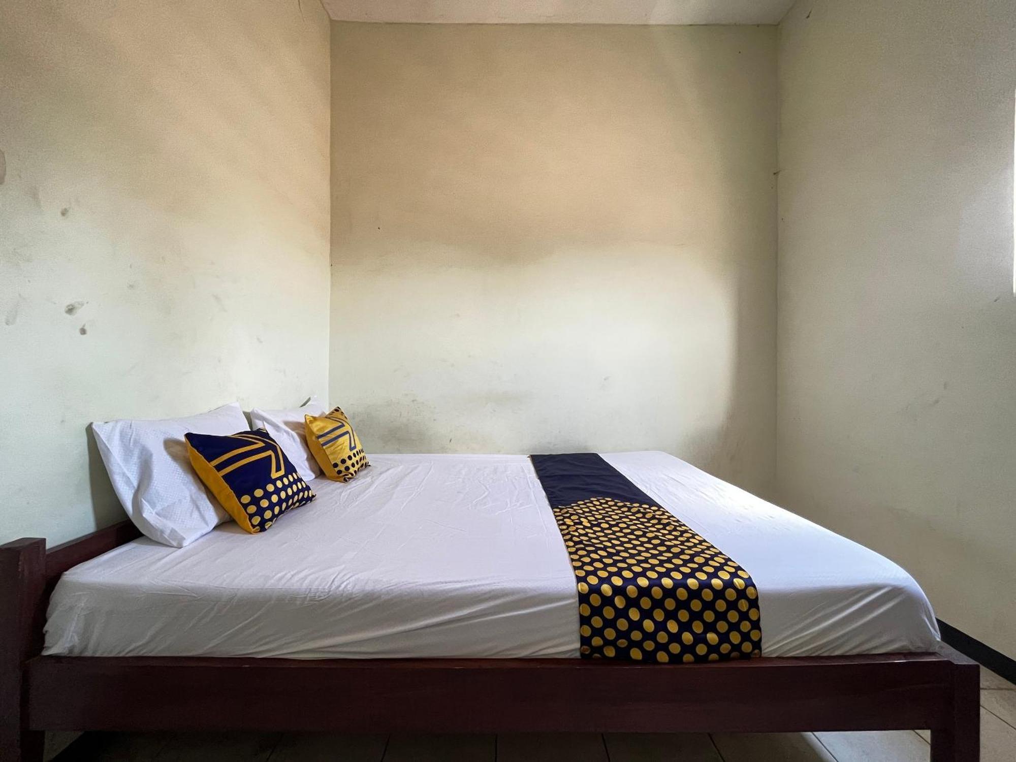 Spot On 93423 Kost Berkah Near Kebun Teh Wonosari Ξενοδοχείο Lawang Εξωτερικό φωτογραφία