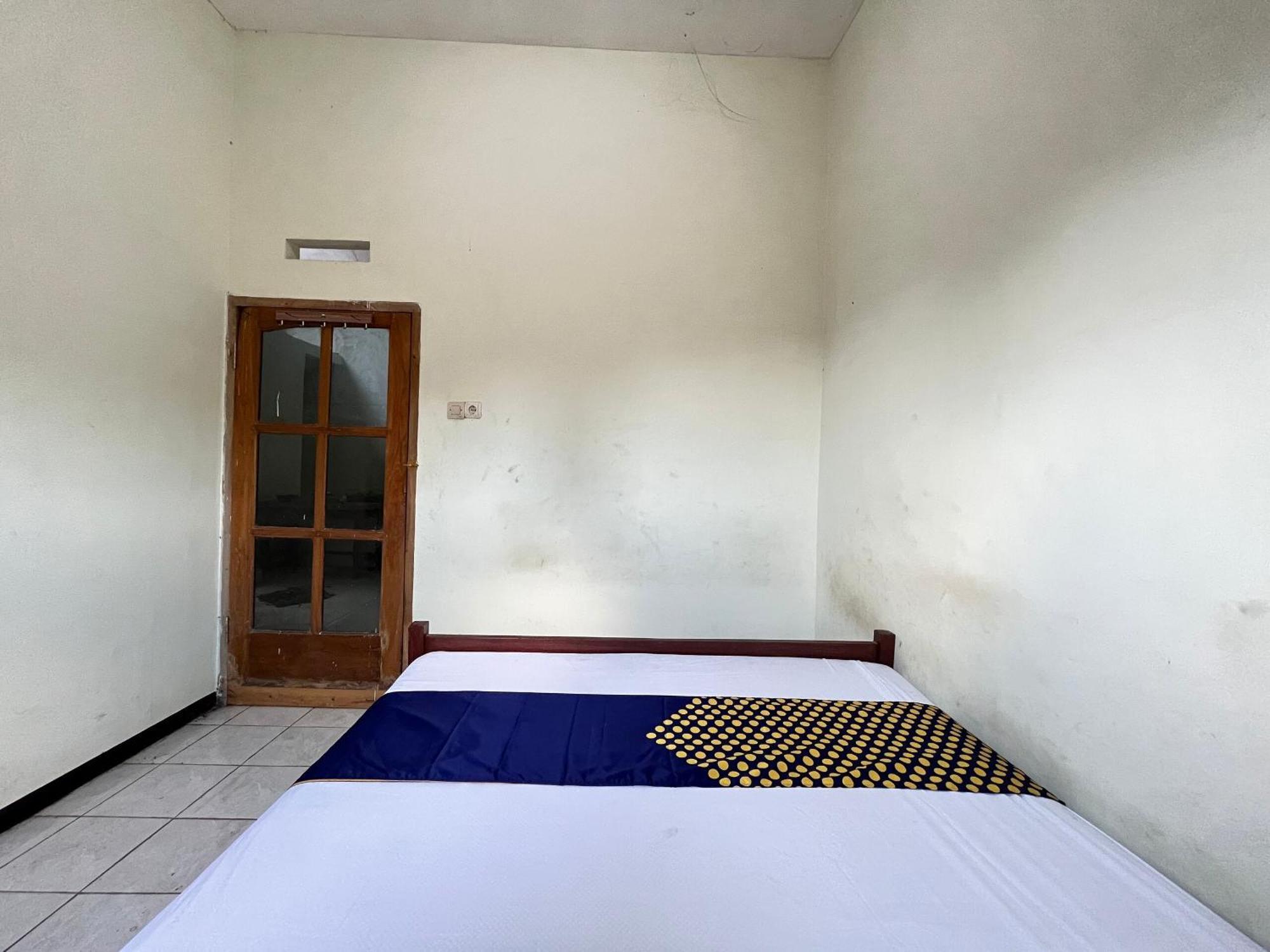 Spot On 93423 Kost Berkah Near Kebun Teh Wonosari Ξενοδοχείο Lawang Εξωτερικό φωτογραφία
