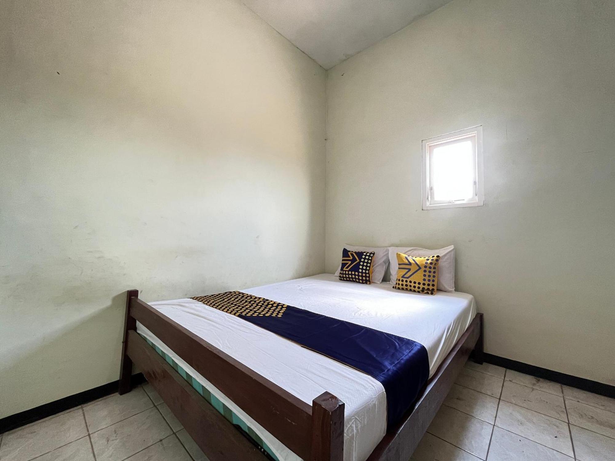 Spot On 93423 Kost Berkah Near Kebun Teh Wonosari Ξενοδοχείο Lawang Εξωτερικό φωτογραφία